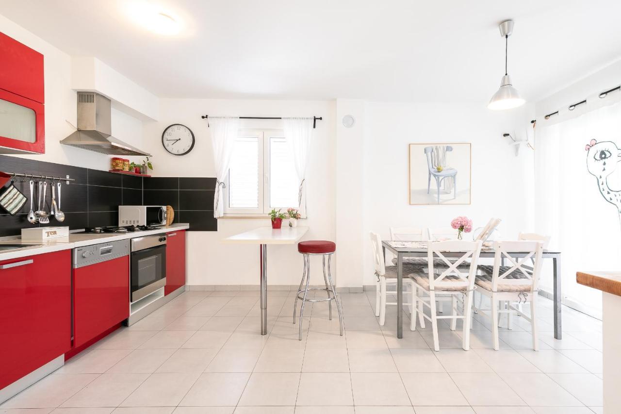 Apartments Karisima Korcula Town Exterior photo
