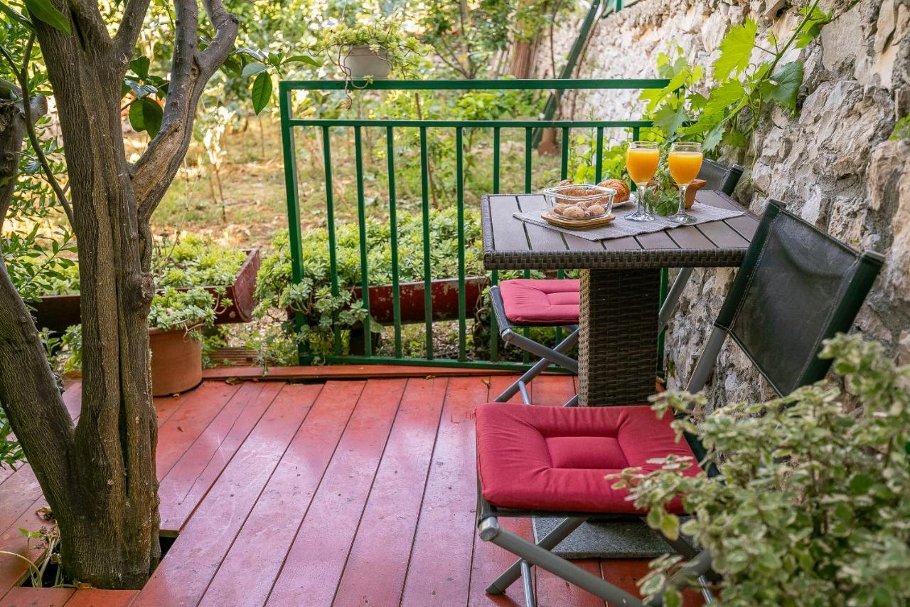 Apartments Karisima Korcula Town Exterior photo